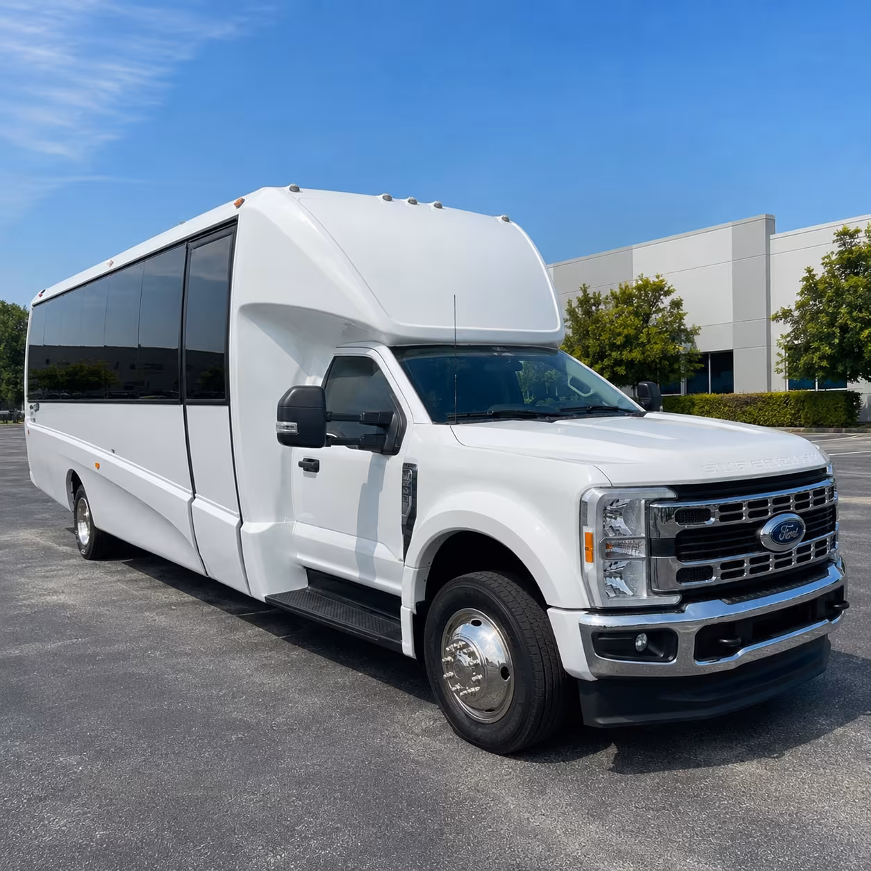 hotel to venue shuttle buses for west covina corporate gatherings