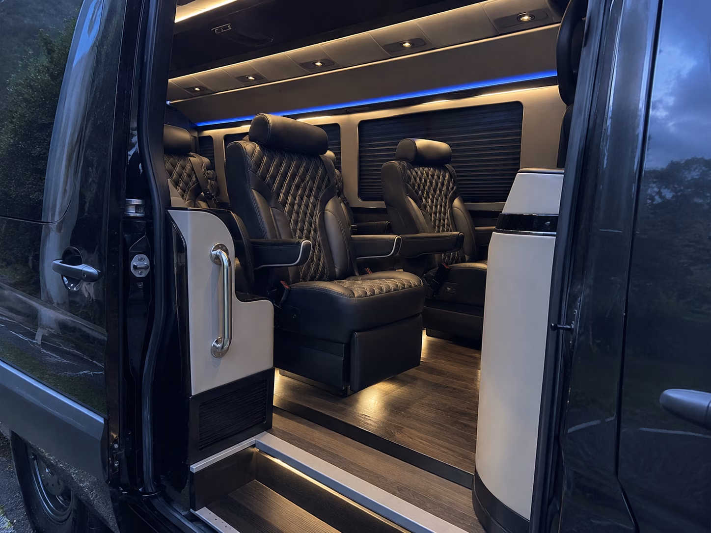 sprinter van and limo bus rentals for west covina prom couples